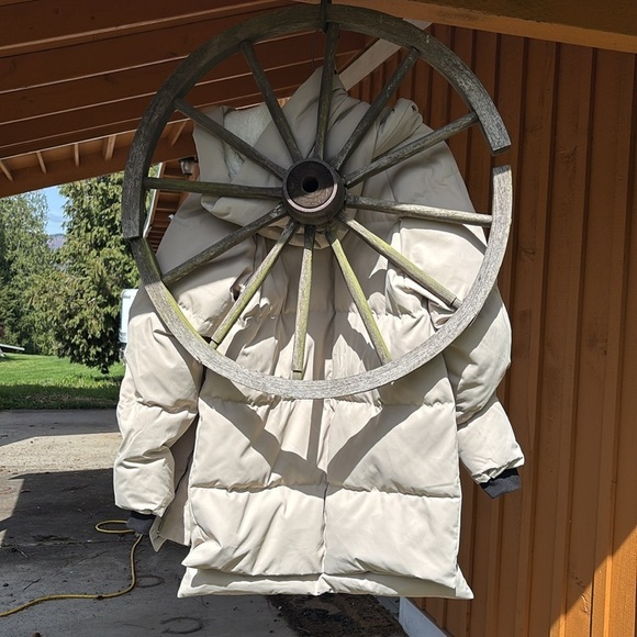 Orolay Tan Puffer Jacket with Orange Lining - Picture 12 of 12